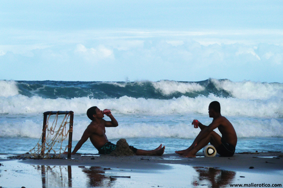 Bahia de Todos os Santos e de todos o pecadores